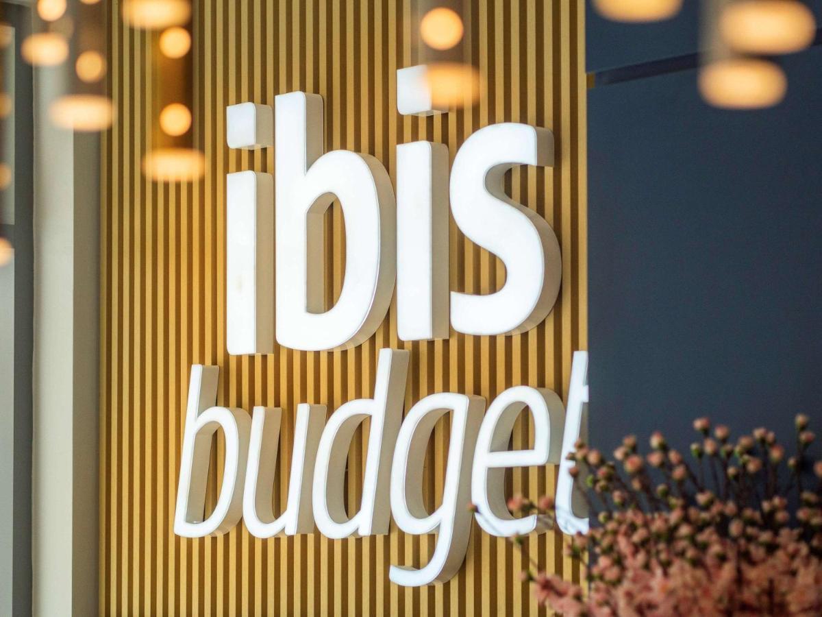 Ibis Budget Singapore Gold Bagian luar foto